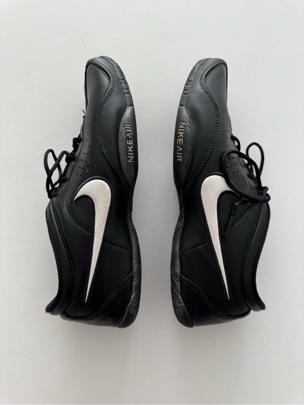 Nike Air Black Sneakers Sz 9.5
